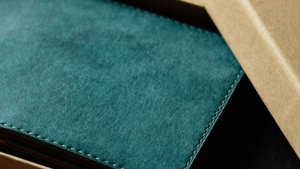 –來自客戶的巧妙搭配靈感_六卡鈔票夾